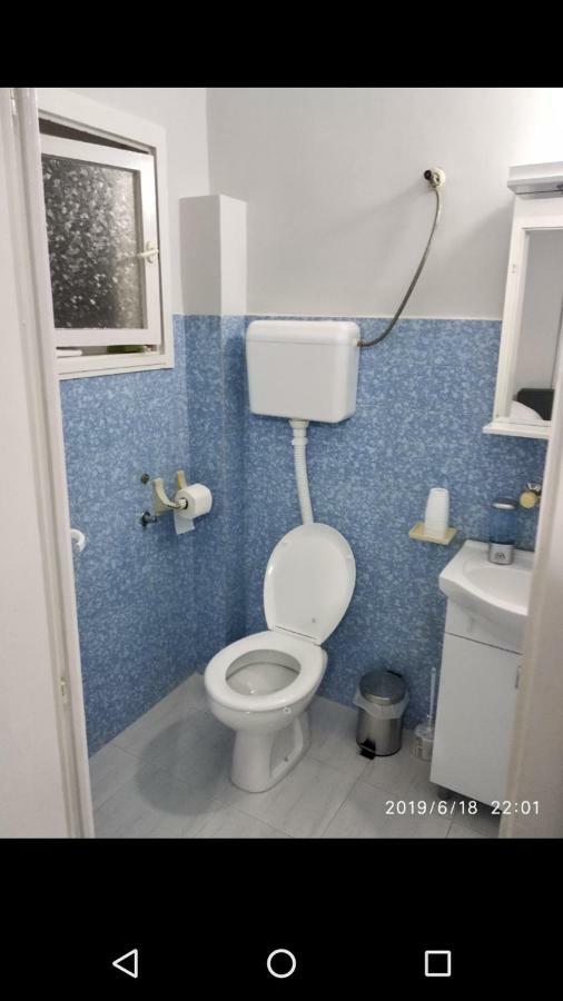 Apartmani Pinokio Ni 外观 照片